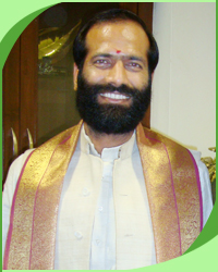 Dr. Yashdev Shashtri Ji